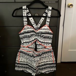 Dolce Vita printed cutout romper M